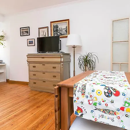 Romantic El Corte Ingles * Lisboa