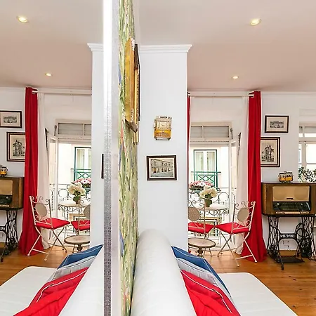 Romantic El Corte Ingles Апартаменты