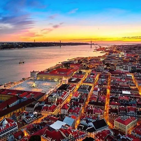 Romantic El Corte Ingles Апартаменты